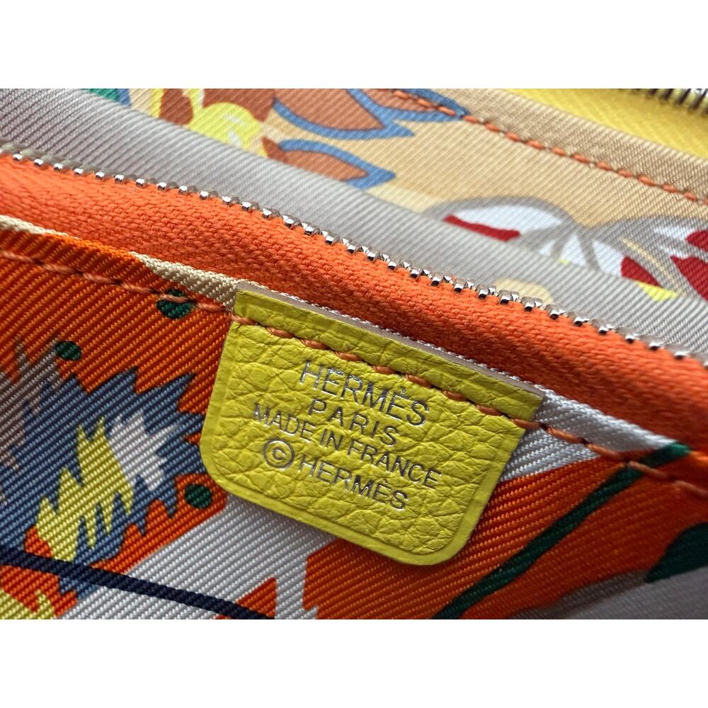 Hermès Azap Silk'In Long Wallet in Lime Evercolor Leather – Pristine with Box - Picture 9 of 10